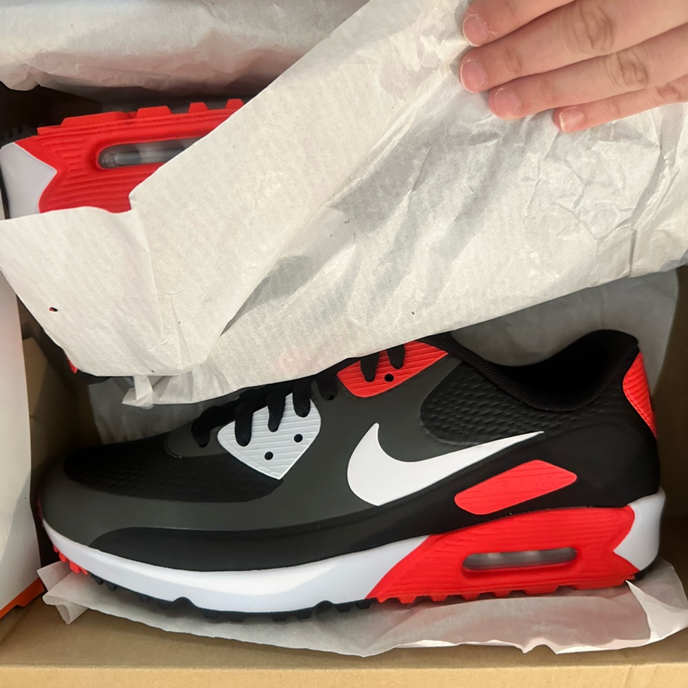 Men’s 10.5 NEW Nike Air Max 90 G Spikeless Golf Shoe